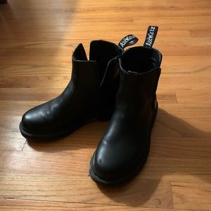 Doc Martens Zipper Ankle Boots Wmns 8